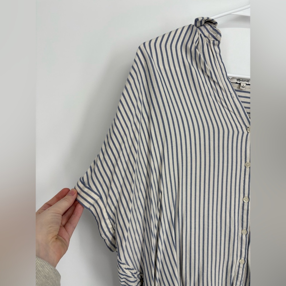 Madewell Central Shirt in Dalton Blue and White Stripe - Picture 4 of 10